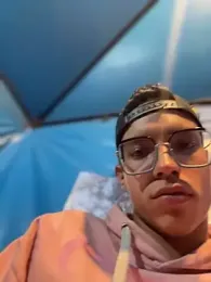 Stream-Bild von Andres_boy252