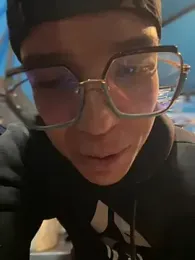 Stream-Bild von Andres_boy252