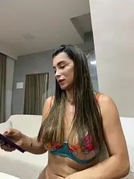 thuanealves webcam stripchat model stream image