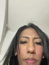 Taty_BigCock_Ts Webcam-Vorschau