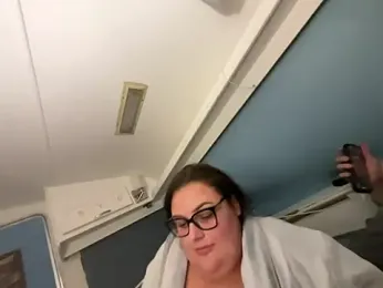 Stream-Bild von BBWlucyxxx