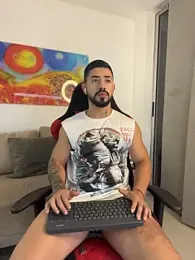 Stream-Bild von Ezzio_Scolaro